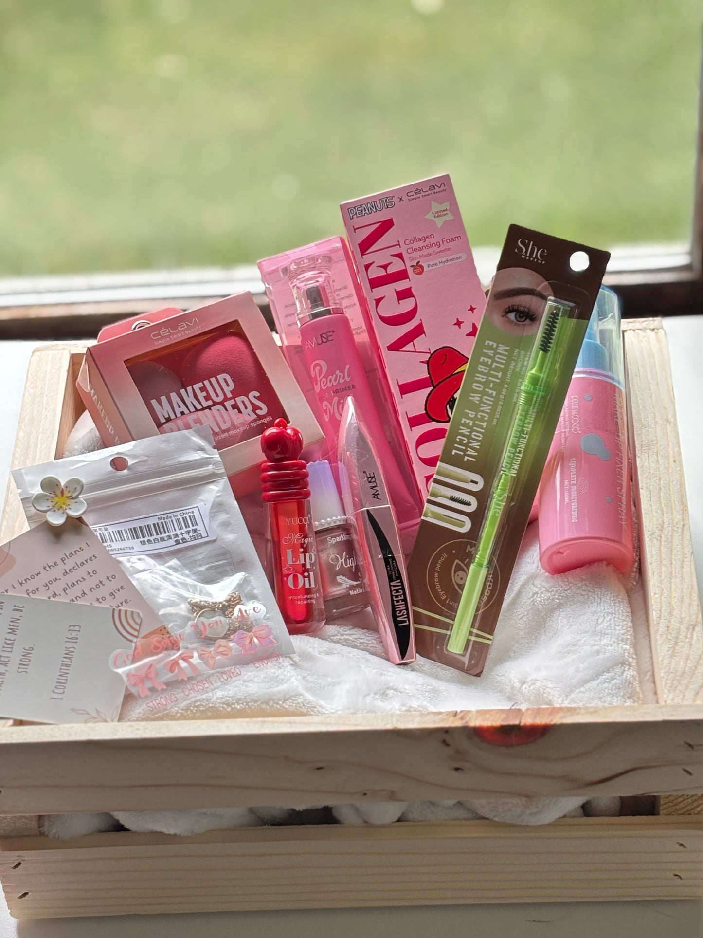 Beauty & Grace Mystery Capsule
