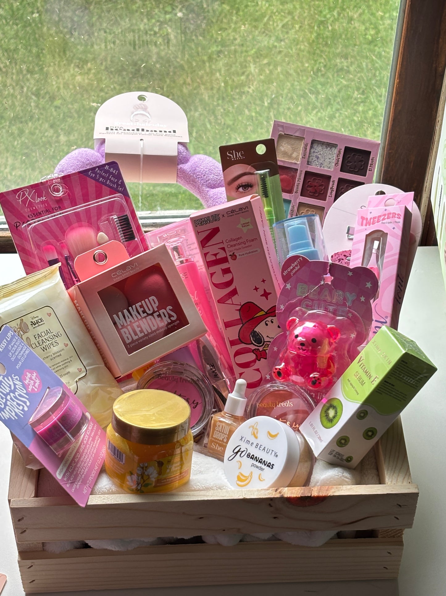Beauty & Grace Mystery Capsule